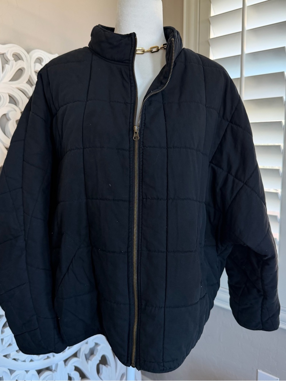 Classic Black Quilted Puffer Jacket Womens Zip Front Stand Collar L XL - Picture 2 of 10